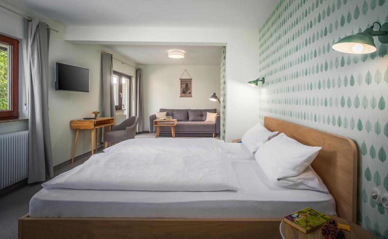 Hotel Sonnenhof Teinachtal Neuweiler  Esterno foto